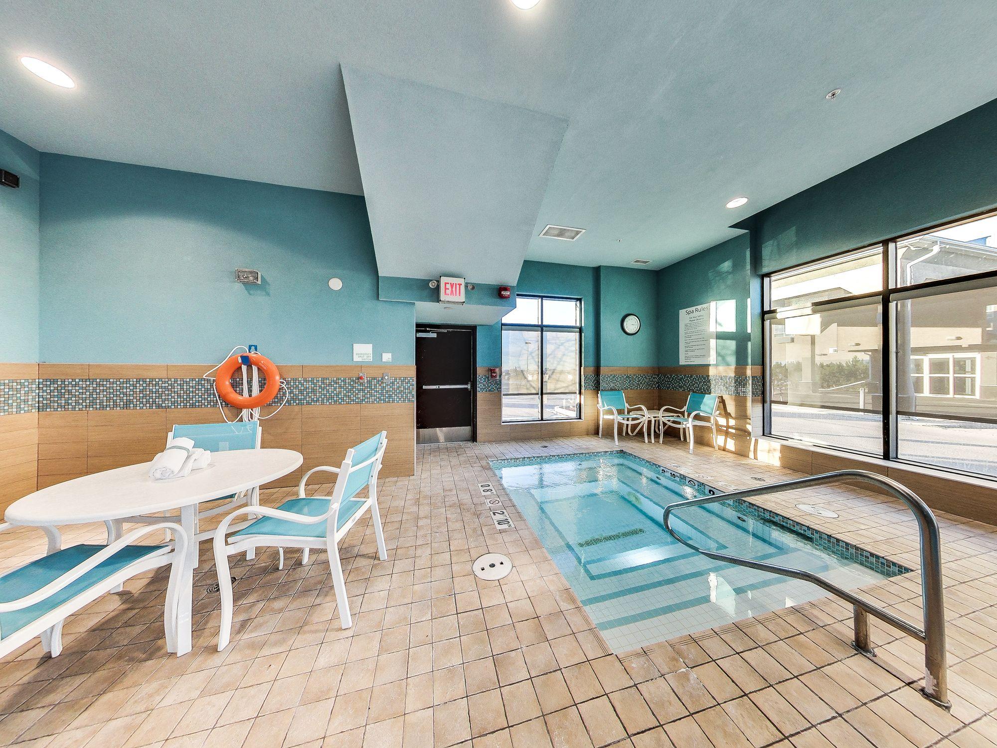 Holiday Inn Hotel & Suites Edmonton Airport Conference Centre By Ihg Nisku Exterior photo