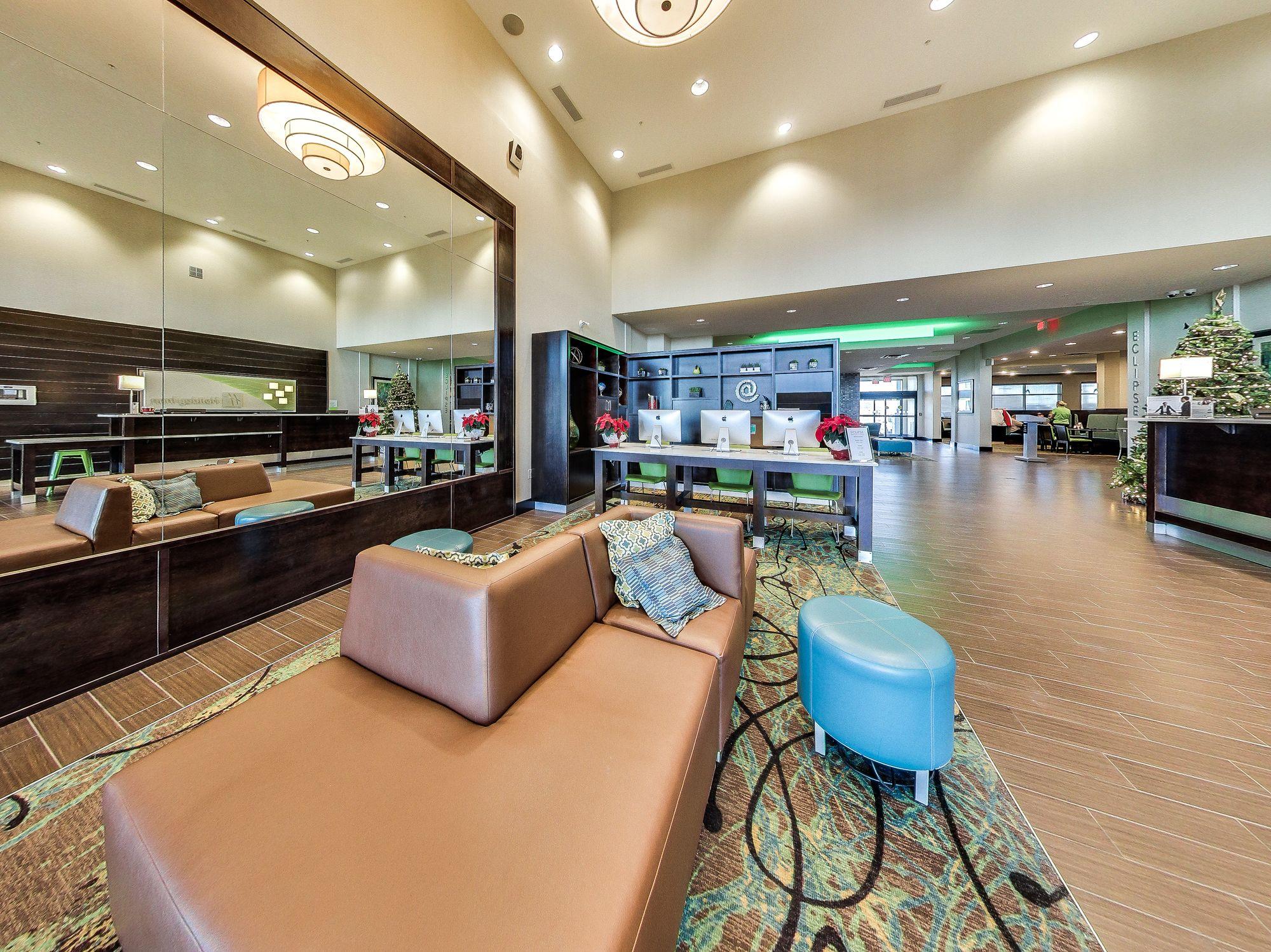 Holiday Inn Hotel & Suites Edmonton Airport Conference Centre By Ihg Nisku Exterior photo