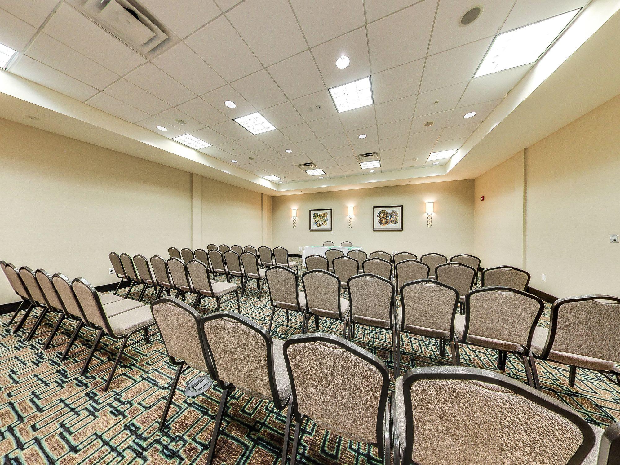 Holiday Inn Hotel & Suites Edmonton Airport Conference Centre By Ihg Nisku Exterior photo