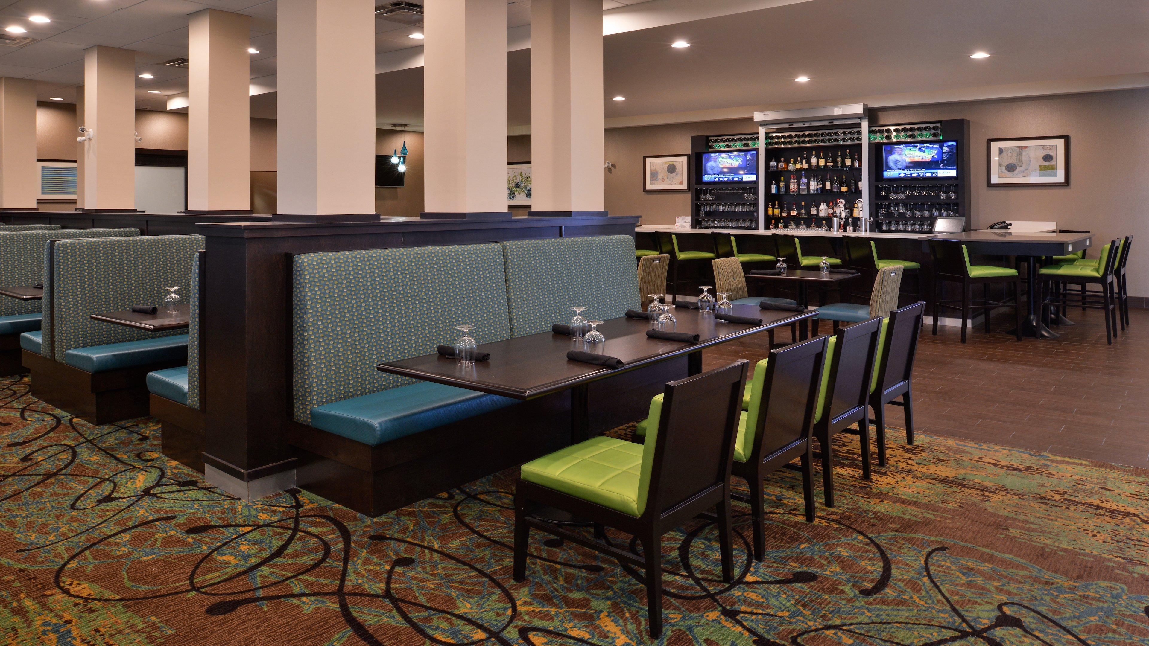 Holiday Inn Hotel & Suites Edmonton Airport Conference Centre By Ihg Nisku Exterior photo