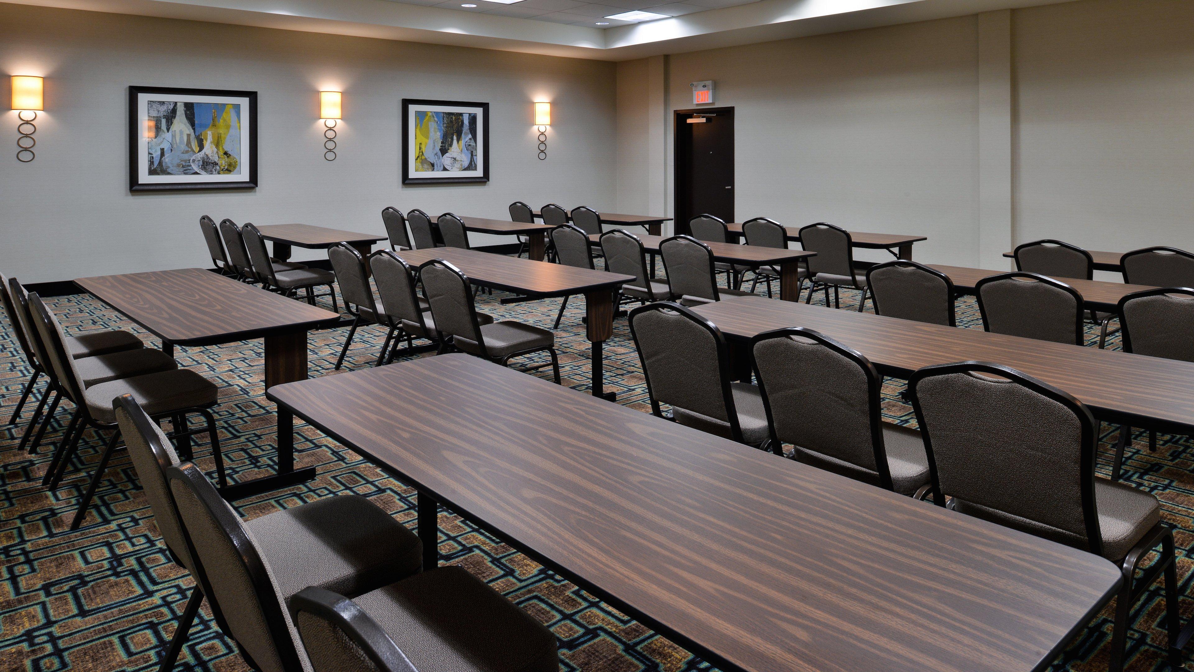 Holiday Inn Hotel & Suites Edmonton Airport Conference Centre By Ihg Nisku Exterior photo